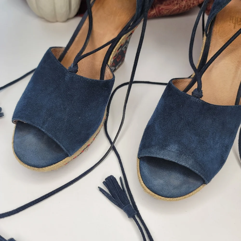 Cabi Wedge Sandals Blue Boho Ankle Wrap Size 9